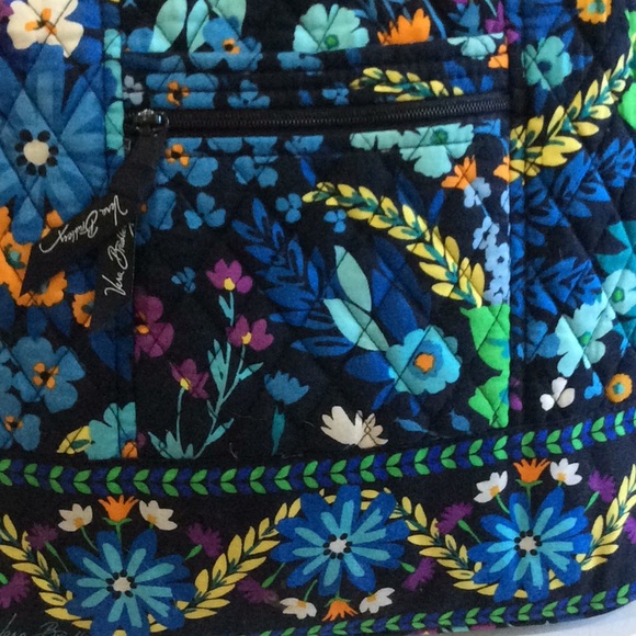 VERA BRADLEY BAG - Picture 2 of 6